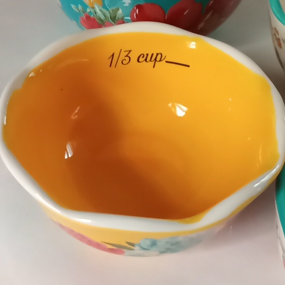 Set Of 4 Floral Ceramic Measuring Cups - Picture 5 of 16